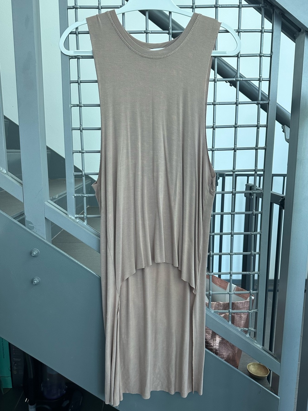 Market Sleeveless High-Low Maxi Tank Top in Taupe